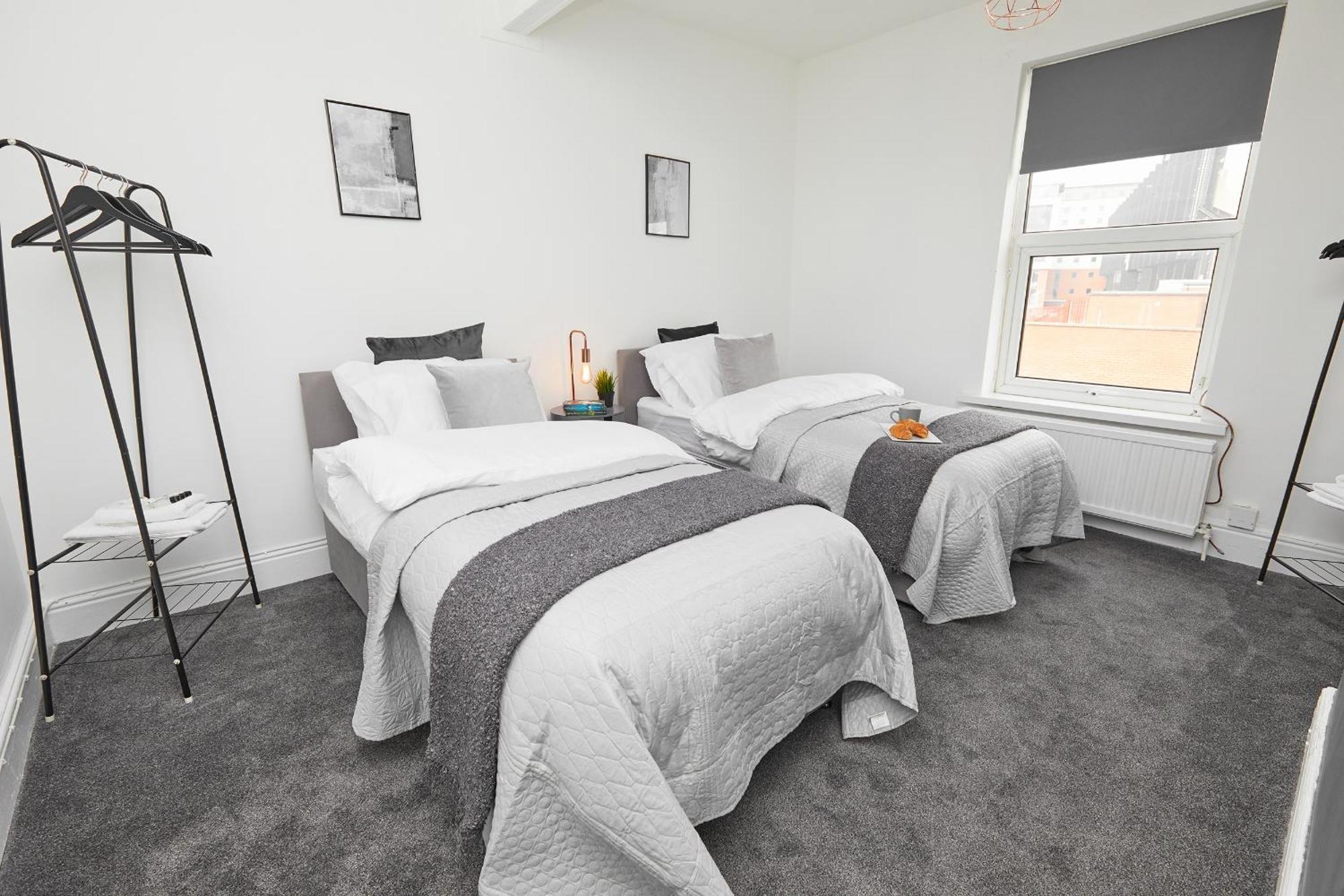 Your Sheffield Stays - Spacious 5 Bedroom House Pokoj fotografie