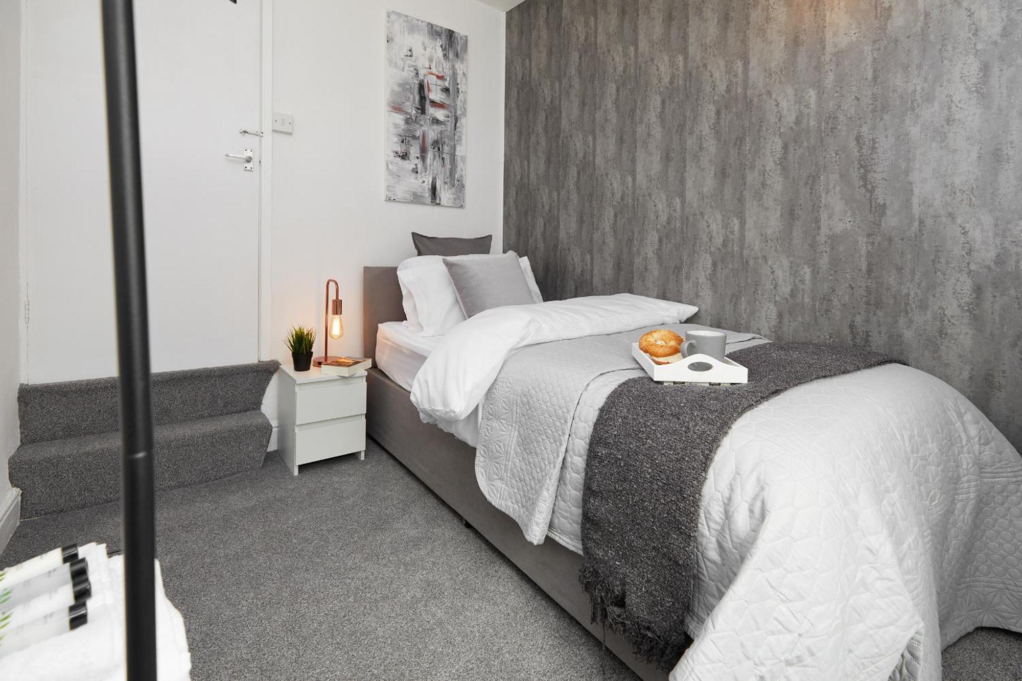 Your Sheffield Stays - Spacious 5 Bedroom House Pokoj fotografie